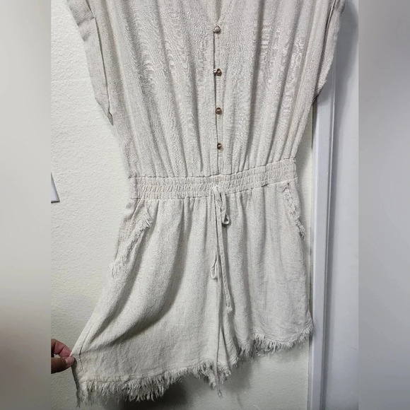 Umgee Linen-Blend Boho Romper - Size Medium - Picture 2 of 7